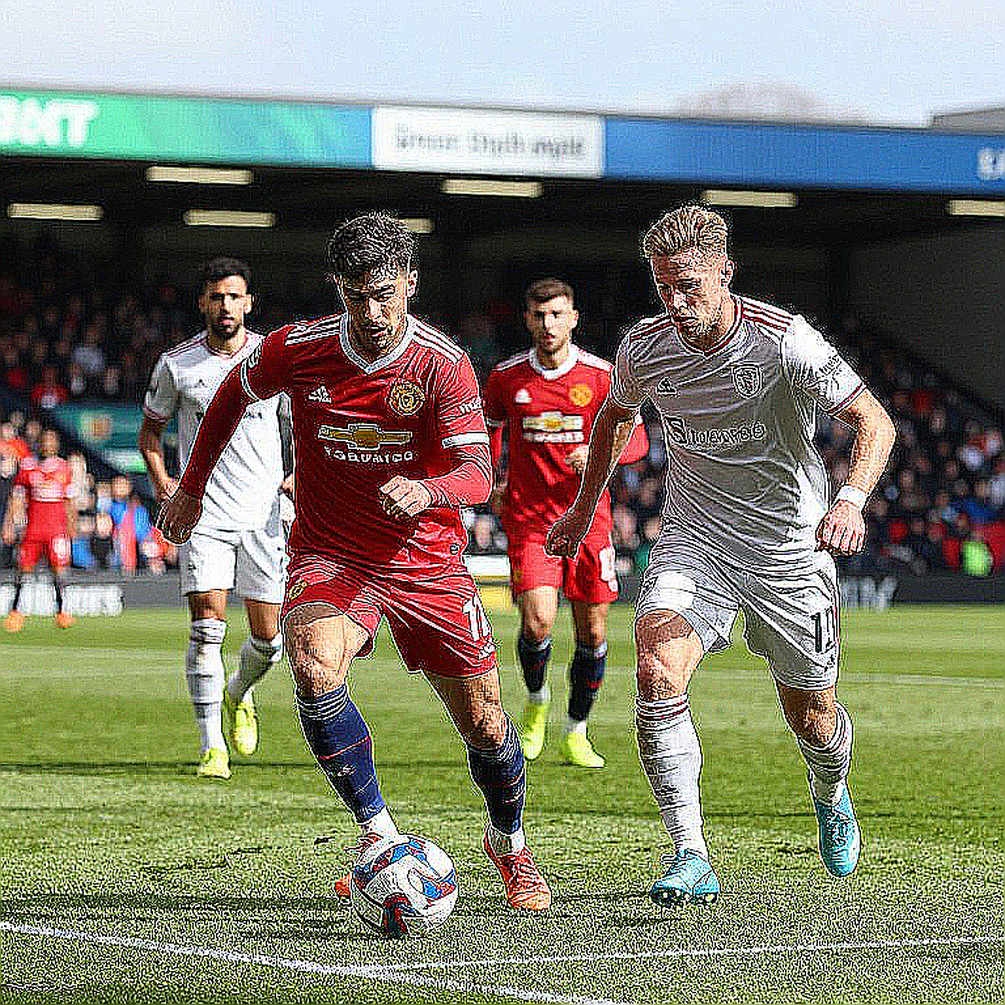 Twelve Goals, Seventeen Goals, and the Distance Between Two Destinations Twelve Goals, Seventeen Goals, and the Distance Between Two Destinations